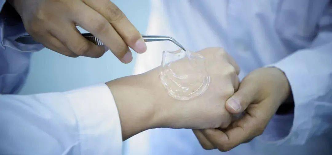 【伤口愈合】关于水凝胶敷料你需要知道的那些事_组织_感觉神经_环境