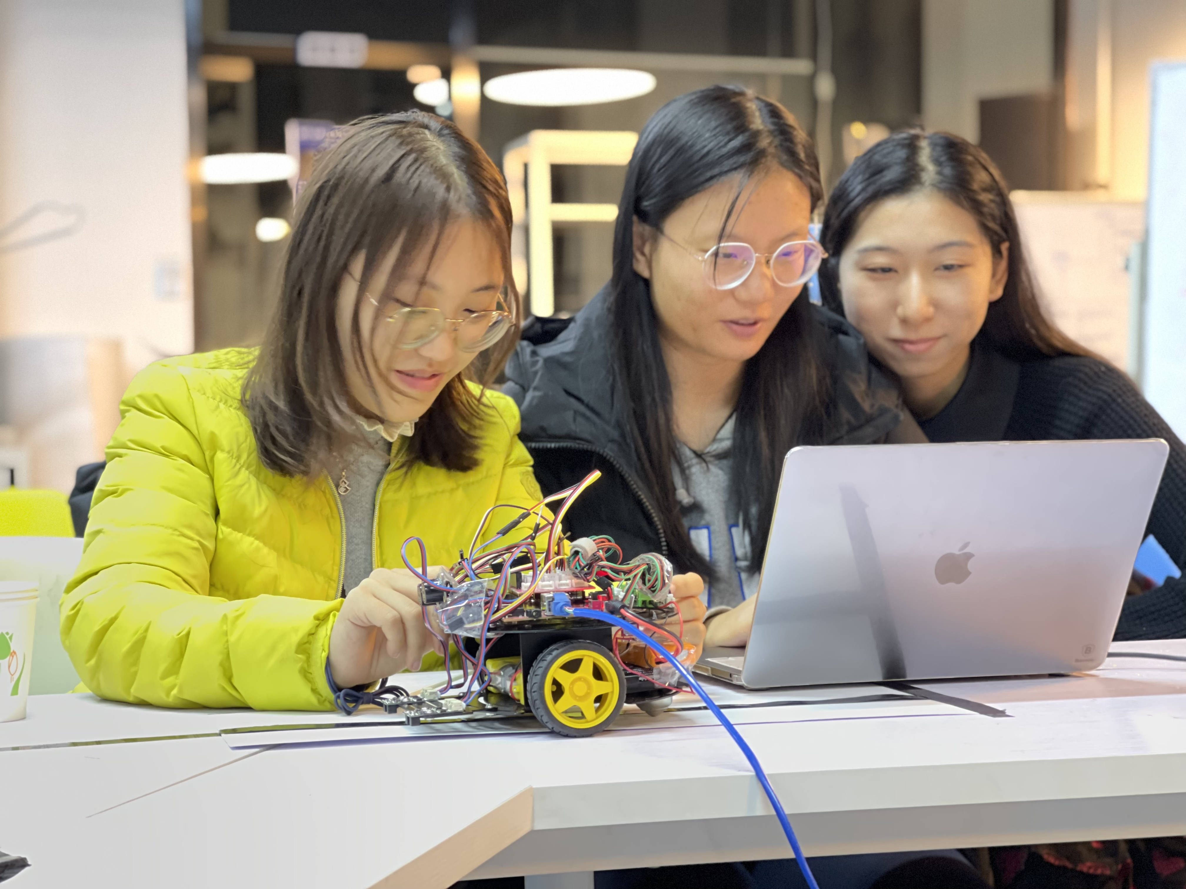 清华团队利用人工智能抗体平台助力新冠抗体研发获得新突破-清华大学