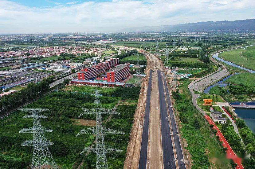 太原滨河东路南延二期工程加紧施工中_道路_李锴_清徐