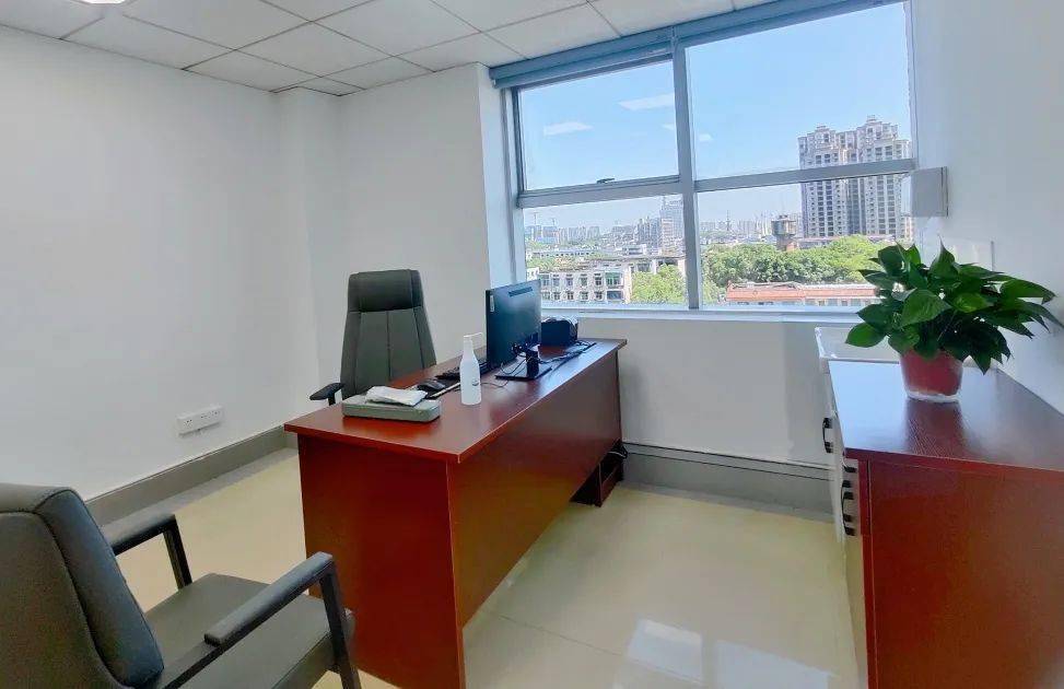 关于益阳市中心医院（益阳市第一人民医院）热门科室黄牛挂号的信息