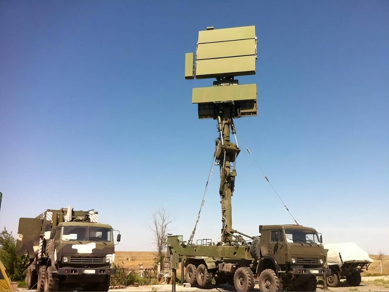 俄军新型警戒雷达被毁防空网出现巨大漏洞乌克兰战机蜂拥而至