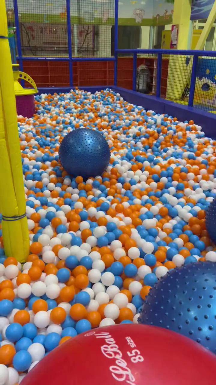 沈阳皇姑区崇山中路103号魔幻星城儿童乐园一大一小门票门市价118元