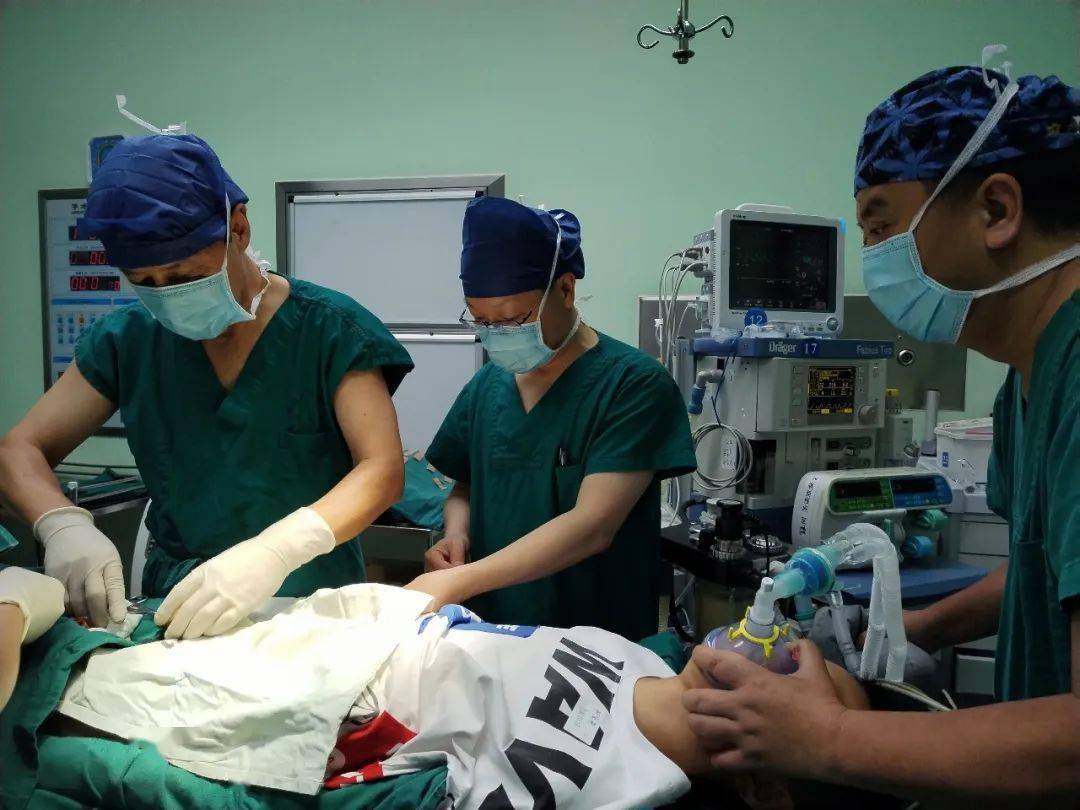 绵阳市中心医院正式开展无痛包皮环切术_手术_小儿_技术