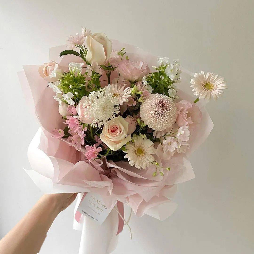 the end--《花野自然》花艺领域中最具阅读性的微信公众号花艺美学