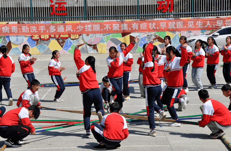 镇巴县盐场初级中学图片