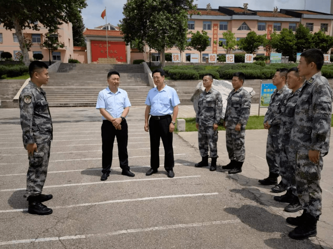 刘伟走访慰问驻威部队官兵_威海军分区_张蕃_发展