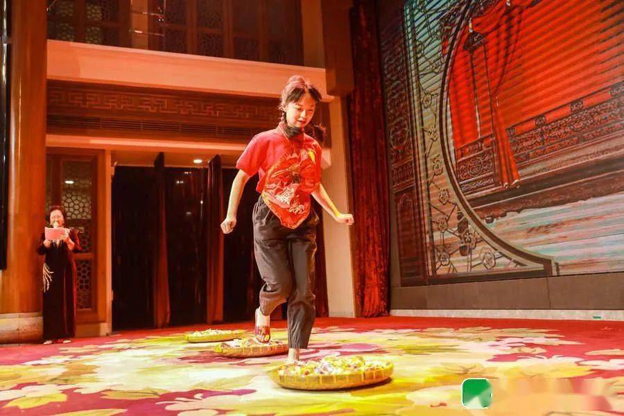 七夕节的独特浪漫潮汕地区的成人礼出花园