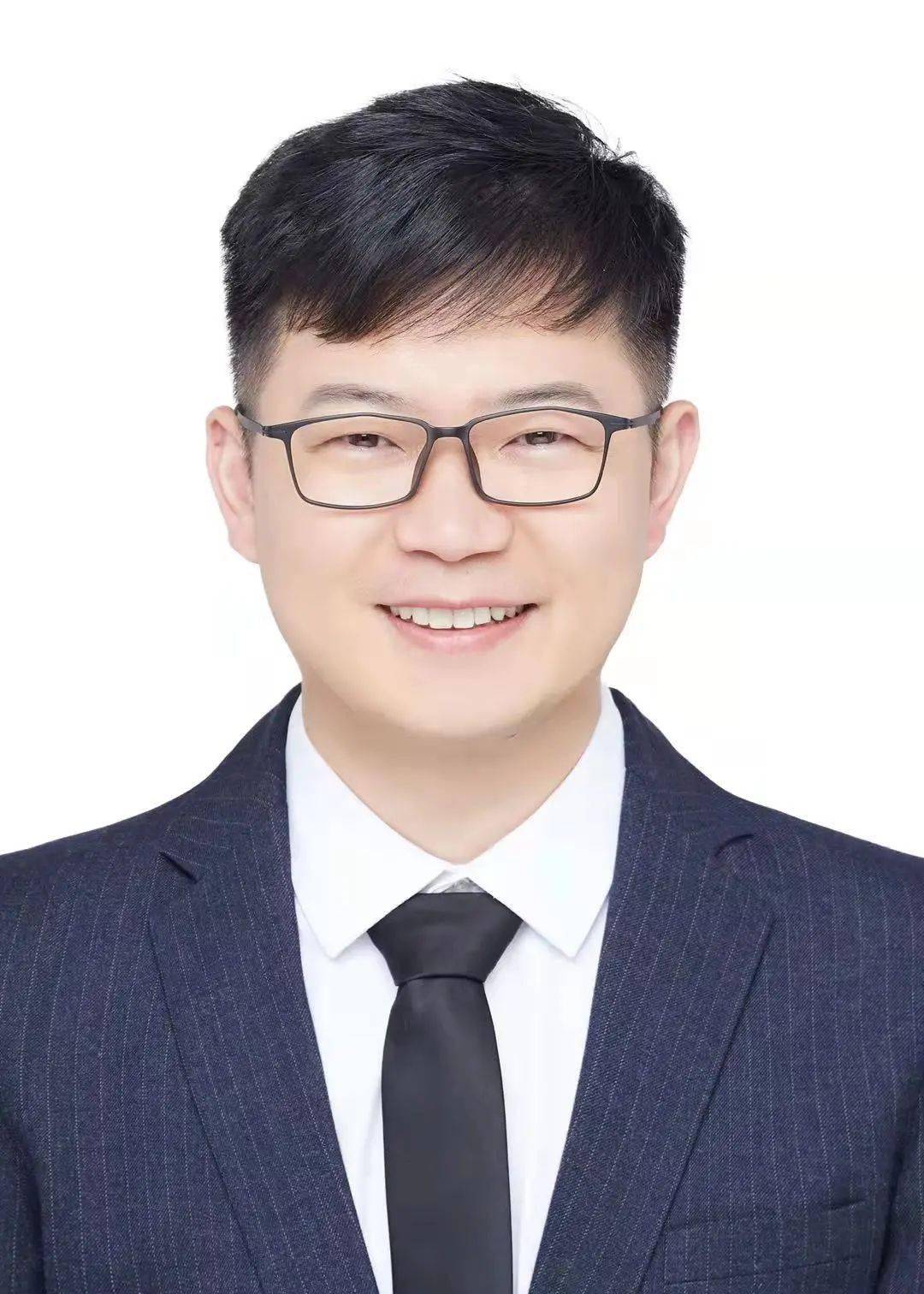 这个小伙儿,把垃圾分类做成"新时尚"_徐源鸿_回收_进行