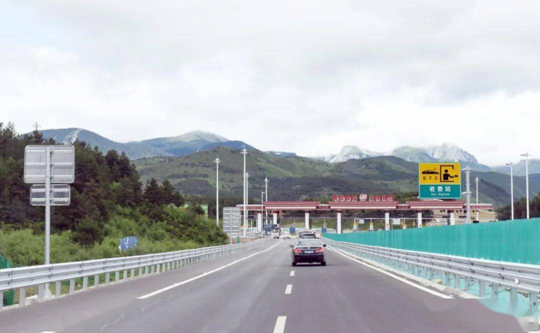 迪庆这十年迪庆立体交通网络逐步形成