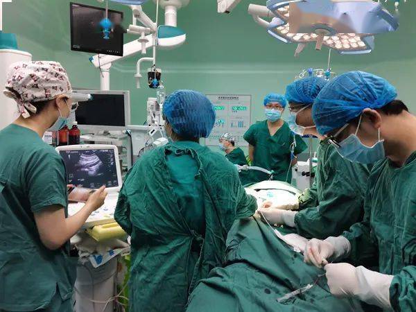 【高龄产妇合并先心病肺动脉高压 遭遇二次凶险性前置胎盘】曲靖市