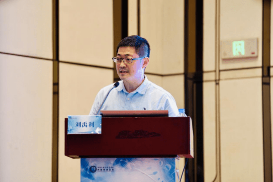 治疗中的精子选择技术》主持风采株洲市二医院妇科主任 肖文红株洲市