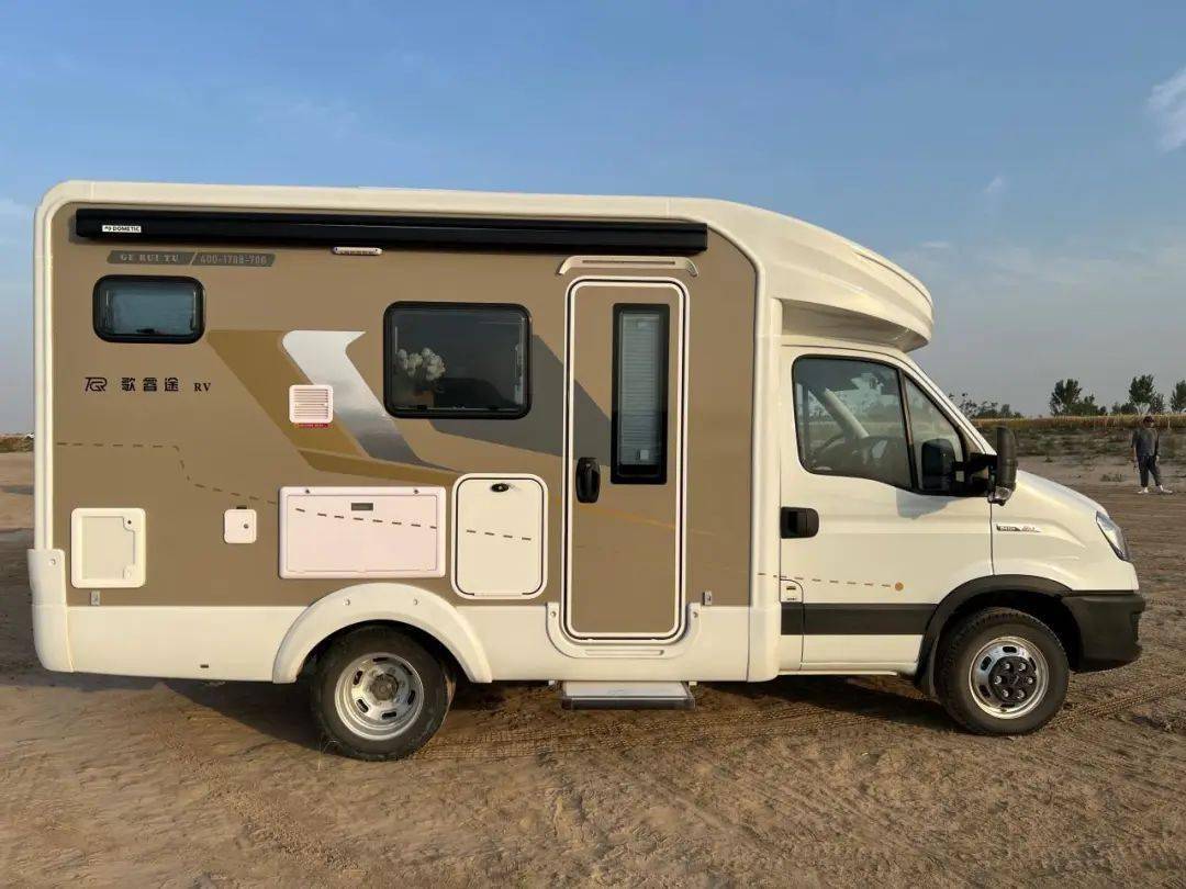 812武汉室内房车展七夕离浪漫还差一个ta歌睿途t280房车精致生活新