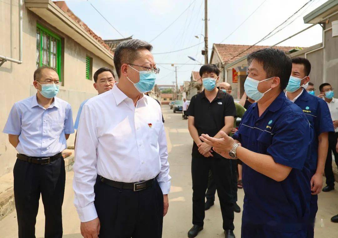 市委书记吕波调研农村清洁取暖清洁供气工作时强调确保农村群众安全