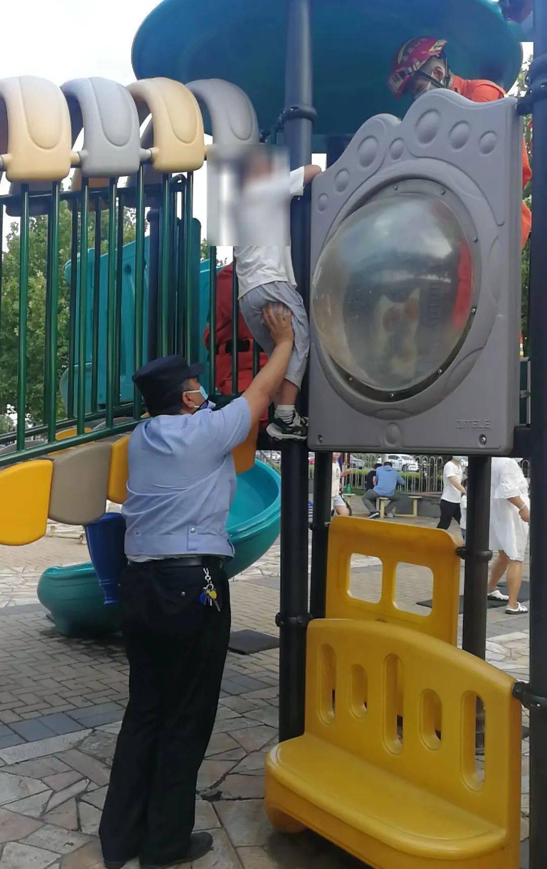 北京警察的这些动作真的帅