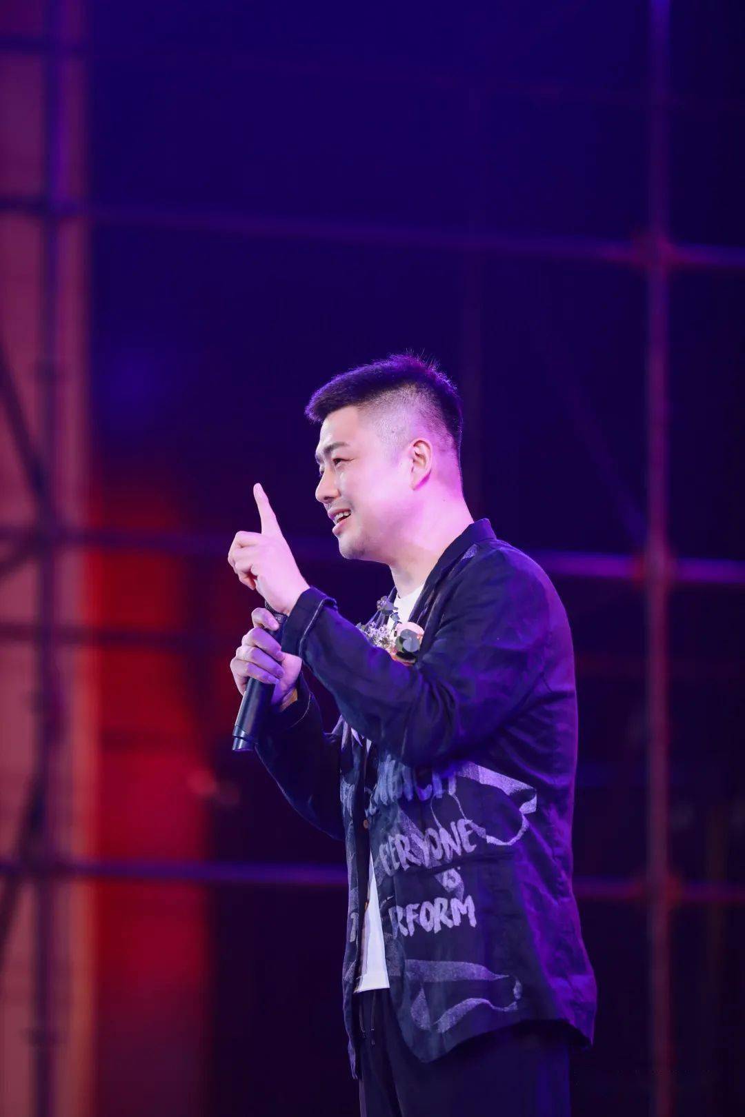 百花盛开放歌厦门著名歌唱家声乐教育家张金利