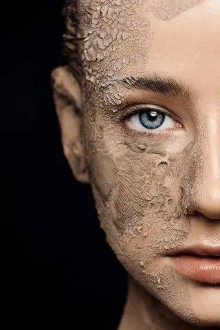 eva lambropoulou(希腊)沙龙金牌《fresh fish market》 thi to an