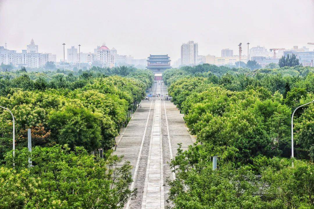 項目位於天壇公園西門周邊和永定門外大街沿線,是中軸線南端環境提升