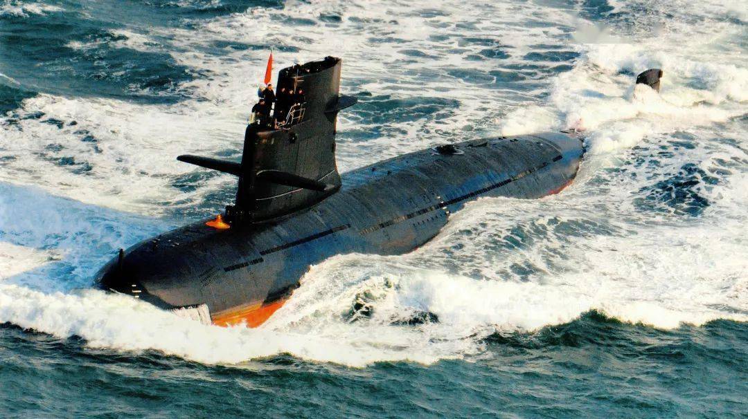 高燃大展深海利剑中国海军潜艇特展开幕