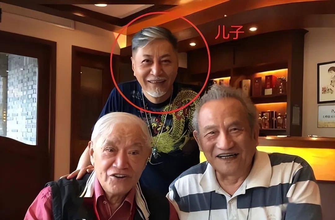 著名演员牛犇,晚年独自住养老院,原因令人泪目_张学景_谢添_沈浮