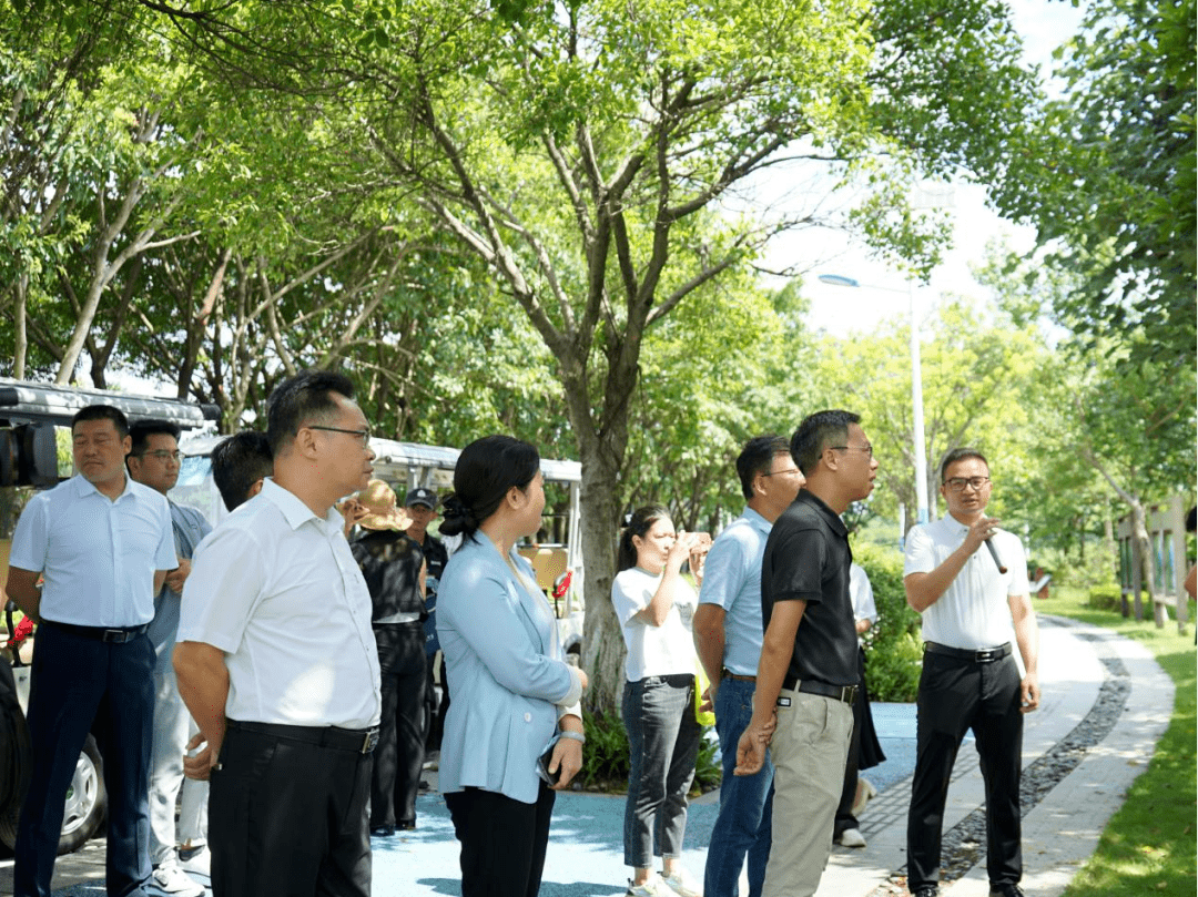 三水区副区长林均恒,佛山市自然资源局三水分局局长蔡振鸿,云东海街道