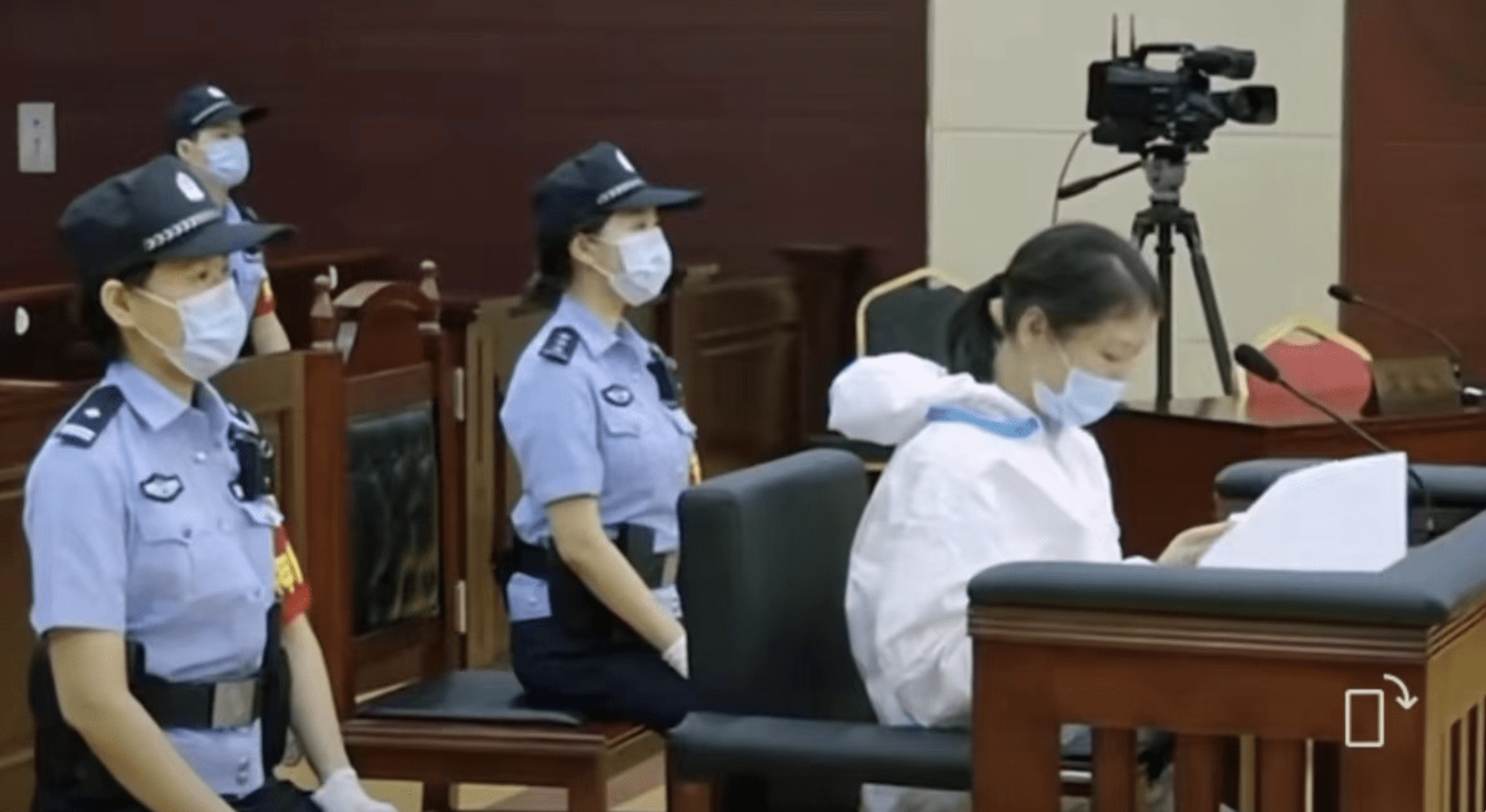 劳荣枝二哥谈二审首日现场：法庭充分给予了妹妹辩解的机会