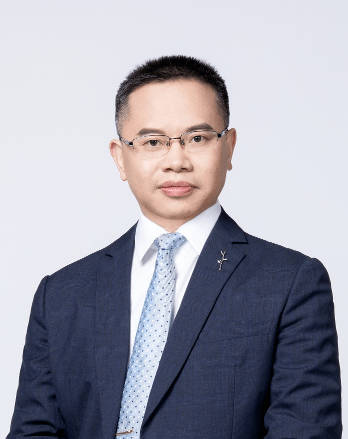 "心中有爱,眼里有光,手上有劲":专访nrr专家·上海市东方医院钟春龙