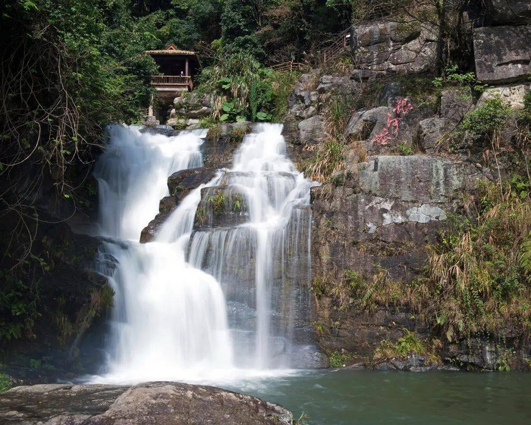 揭西這四個旅遊勝地,景美還好玩!_瀑布_溫泉度假村_李維