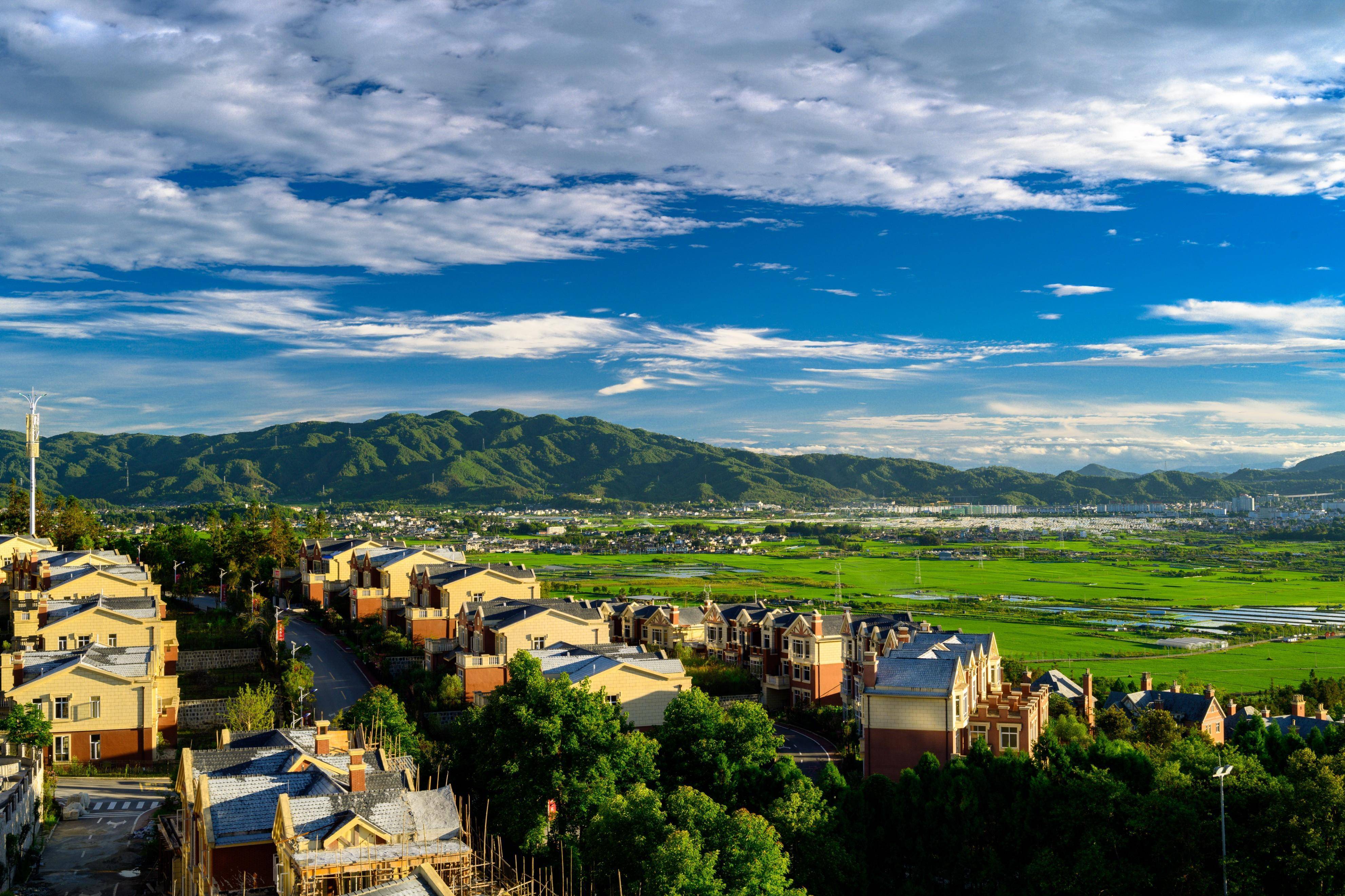 云南腾冲的春夏秋冬:四季有花园 处处是景点