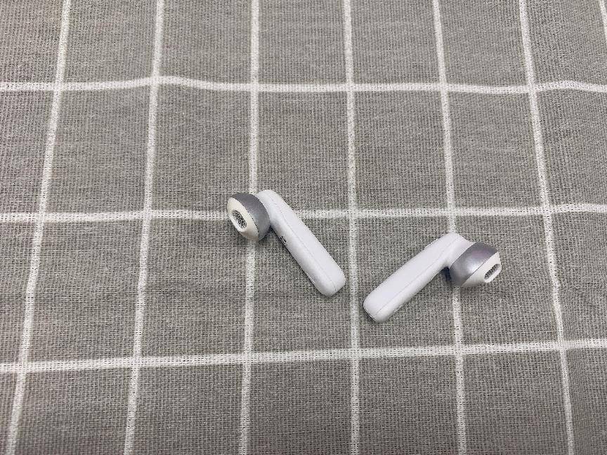 哪款蓝牙耳机音质最好？南卡和JBL半入耳式蓝牙耳机推荐