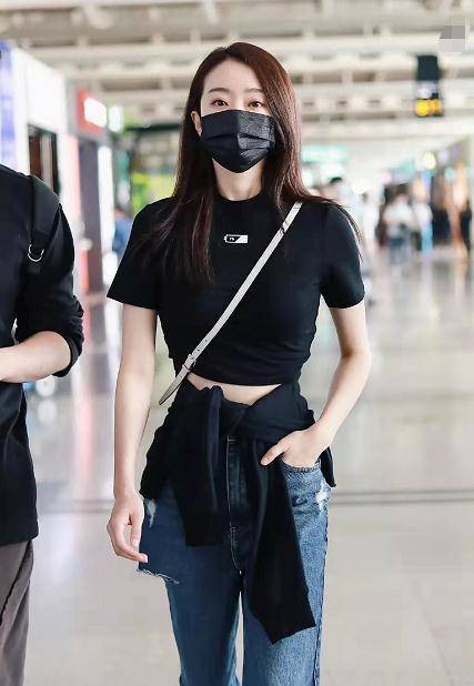 张小斐高调走机场!