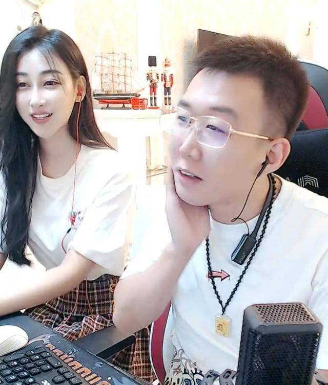 因为自己跟小白龙有合作开公司,做了一个联营公会,这次败诉的官司也是