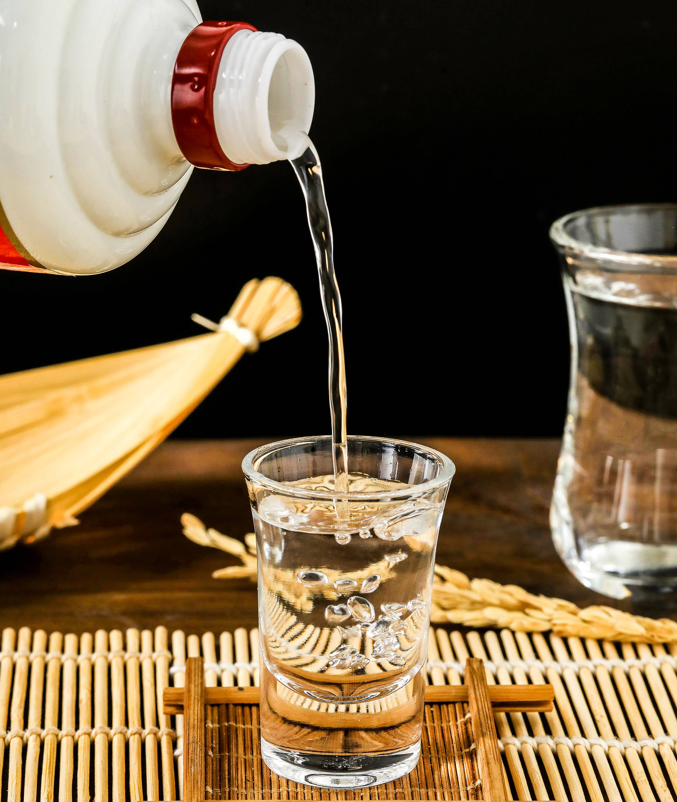 三杯通大道,一斗合自然---增嘉园酱香型小米酒_中国_酿酒_古代