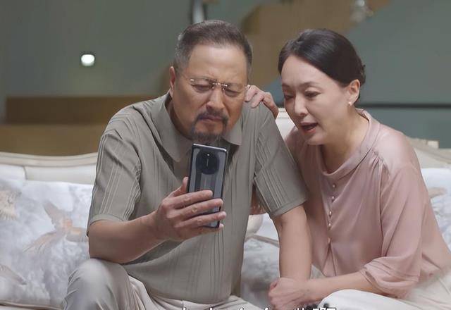 影后于慧:从影30多年,依旧没想过退出,嫁给医生丈夫幸福一生_小时候