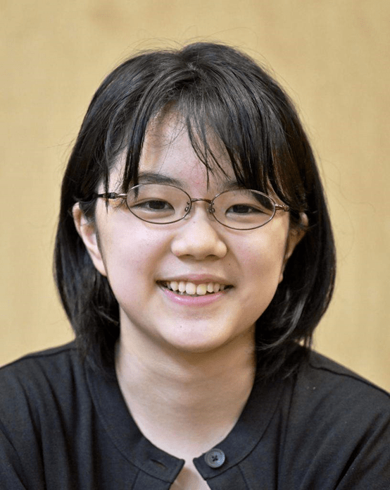日本棋闻 仲邑堇止步女流本因坊半决赛 上野 挑战者 女子