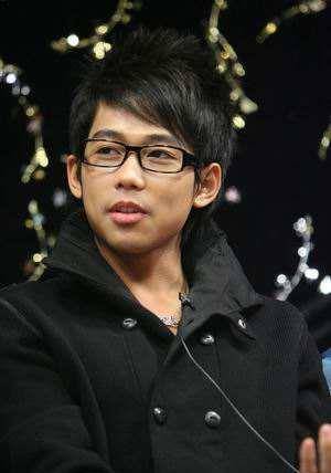 从"准天王"到"李天王",那个毁掉自己和苏醒的李炜,后悔过吗?