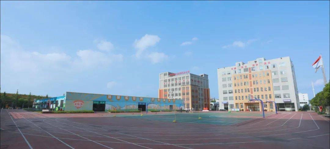 涉外中专：长沙涉外旅游职业中专学校_湖南省_专业_教育