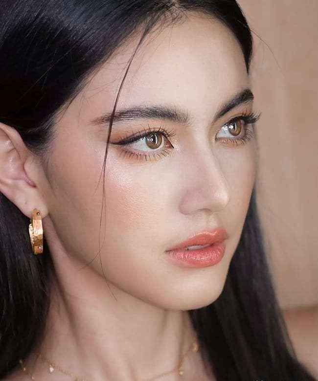 mai超过aump成为新"一姐":不想让大家比较来比较去_小烟_开心_明星