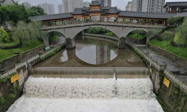重庆这座江南小镇，至今做着1000年前的布料，距高铁站仅4.7公里