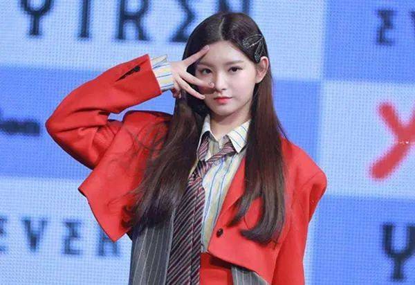 韩女团c位王怡人,回国了?_乐华_中国_crush