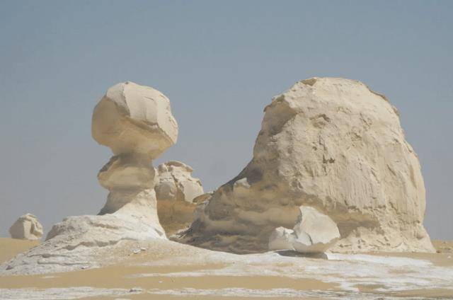埃及最有艺术气息的沙漠！进入就像是在展览馆？还是纯天然雕刻！