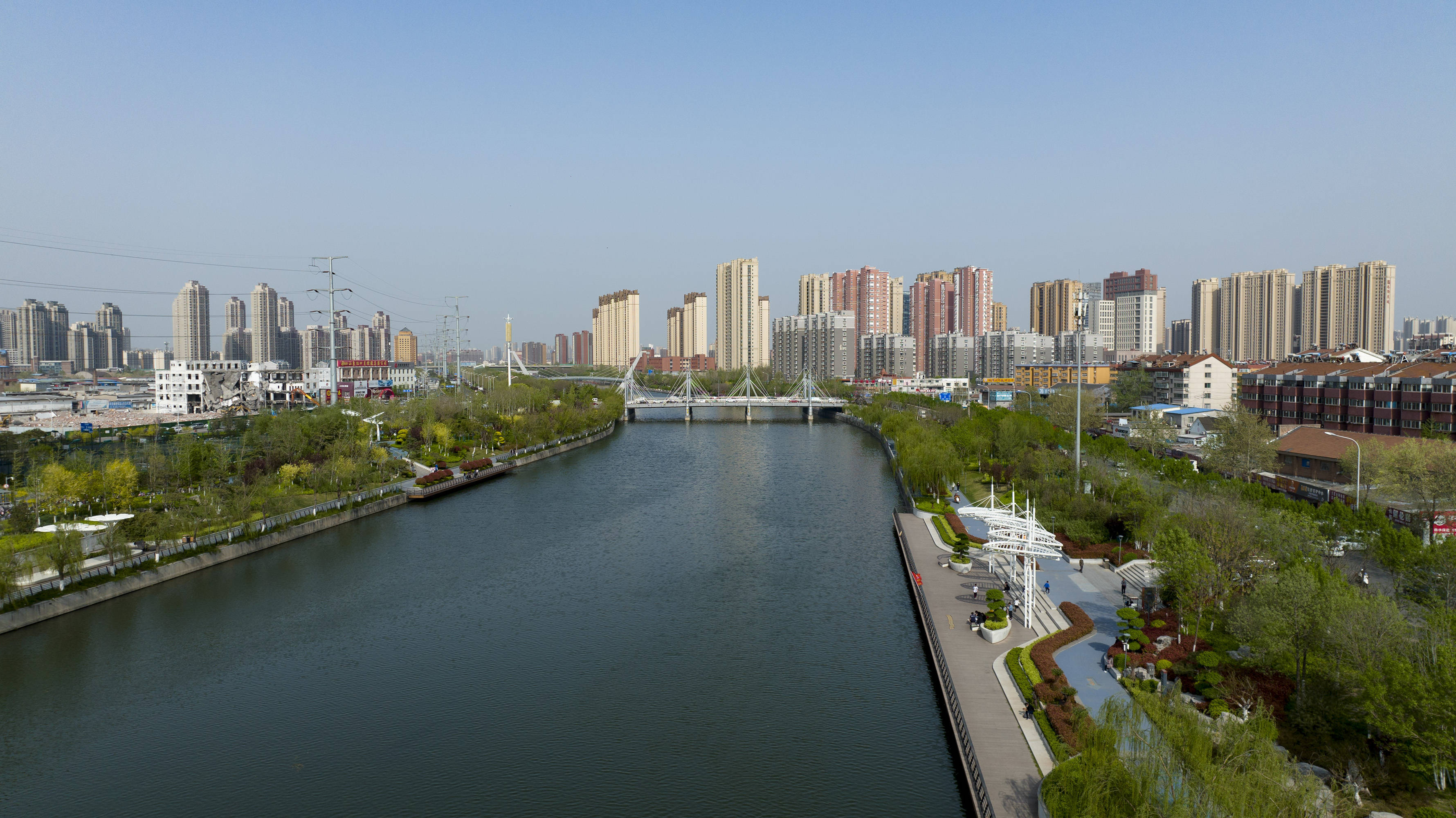 小清河,黄河流域山东省中部渤海水系河流,源起济南市泉群