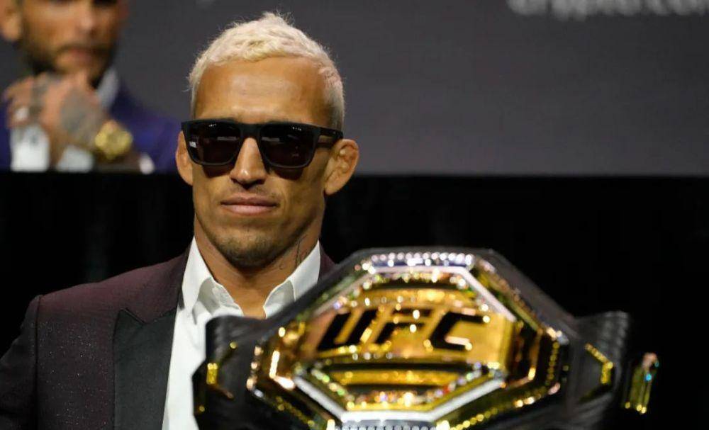 从小诊断无法站立到ufc冠军,"柔术大师"奥利维拉的励志故事_普瓦_砖石