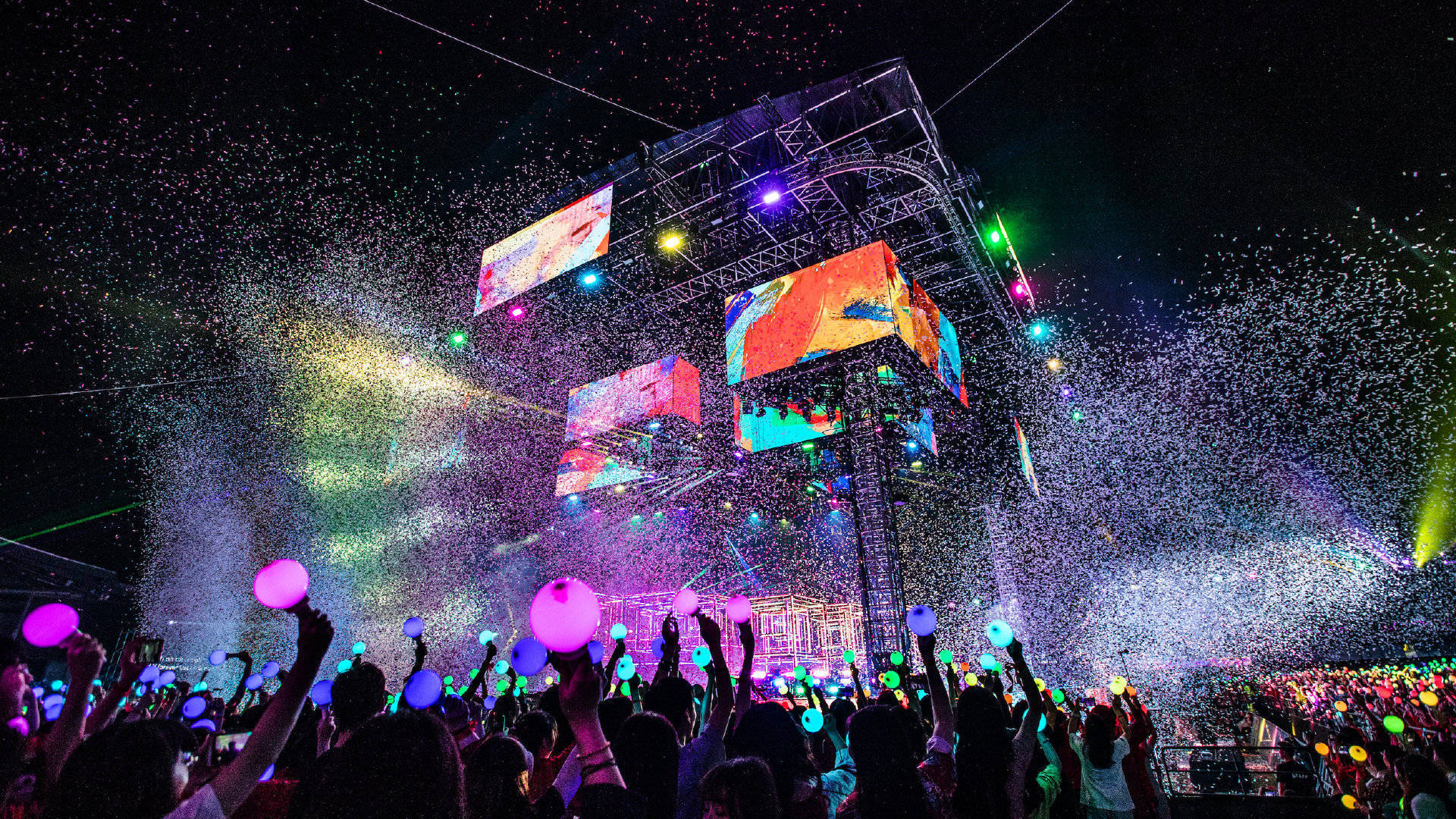 华晨宇与歌迷之间的双向箭头只有他们懂