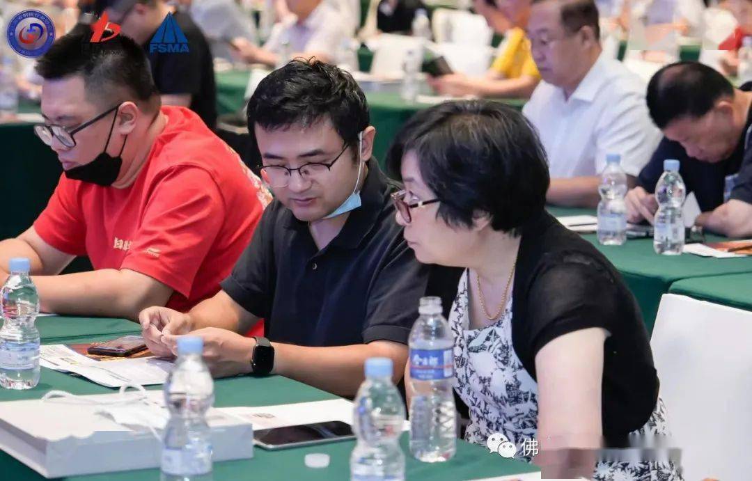 联塑,日丰,康泰,中财,金牛等塑料管龙头,金洲,友发,新兴铸管等钢铁管