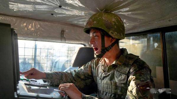 轰!一场紧贴实战的跨昼夜实弹射击考核_目标_火力_诸元