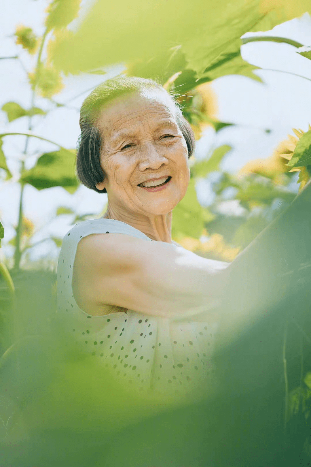 沈梦晨给80岁外婆拍摄绝美大片