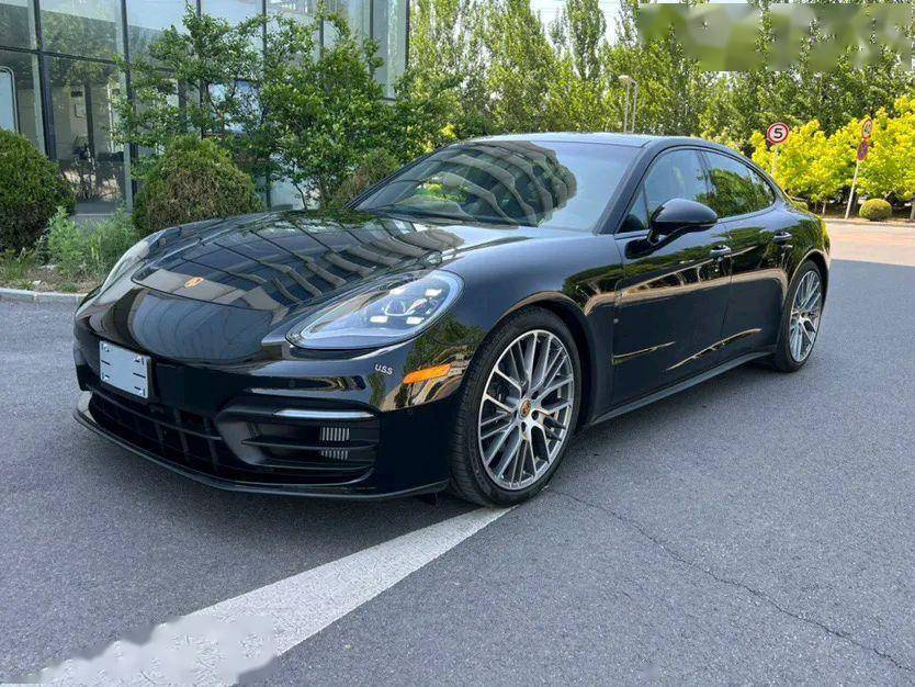 港口实拍保时捷帕拉梅拉,轿跑风十足,优雅大气_搜狐汽车_搜狐网