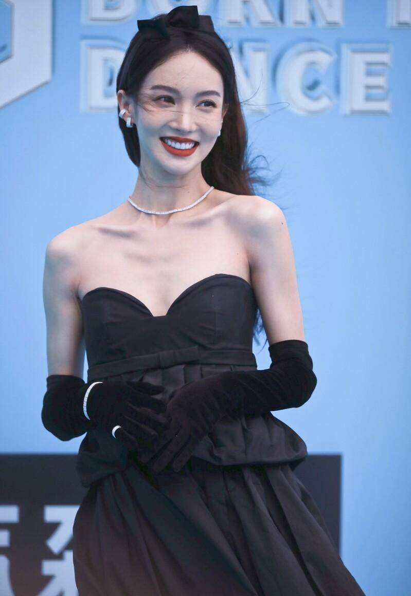 排骨身材引领新时尚:6位瘦出新高度的女星,告诉你什么才是高级感