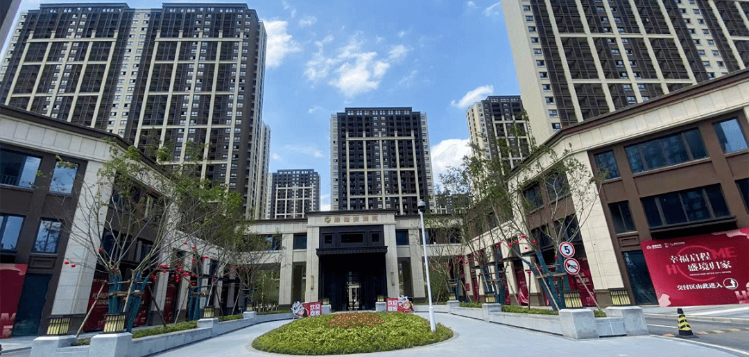 仪征这个小区不少业主拒绝拿房._交房_绿地_违约金