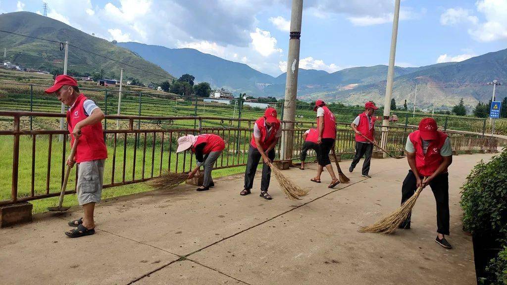 鹤庆县黄坪镇:开展爱国卫生运动 助力常态化疫情防控_整治_宣传_家园